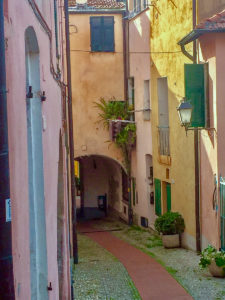 Via Castillo San Lorenzo al Mare